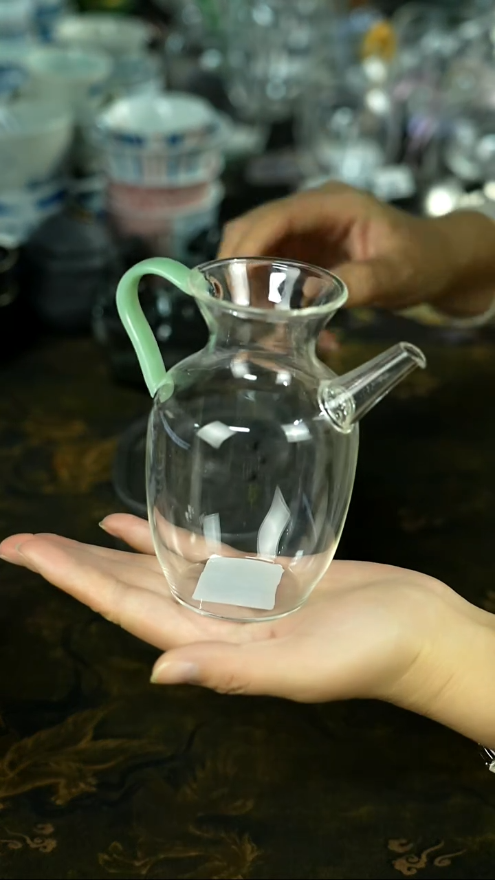 茶具还挺美，蹲下看看！