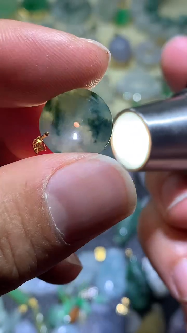 【闪购商品】翡翠颈饰18K金镶嵌033翡翠吊坠