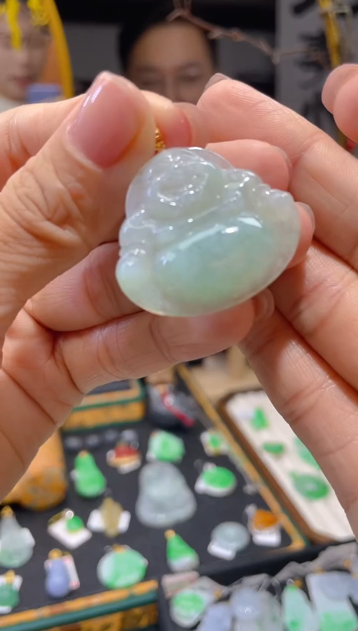 【闪购商品】翡翠颈饰18K金镶嵌假一赔三