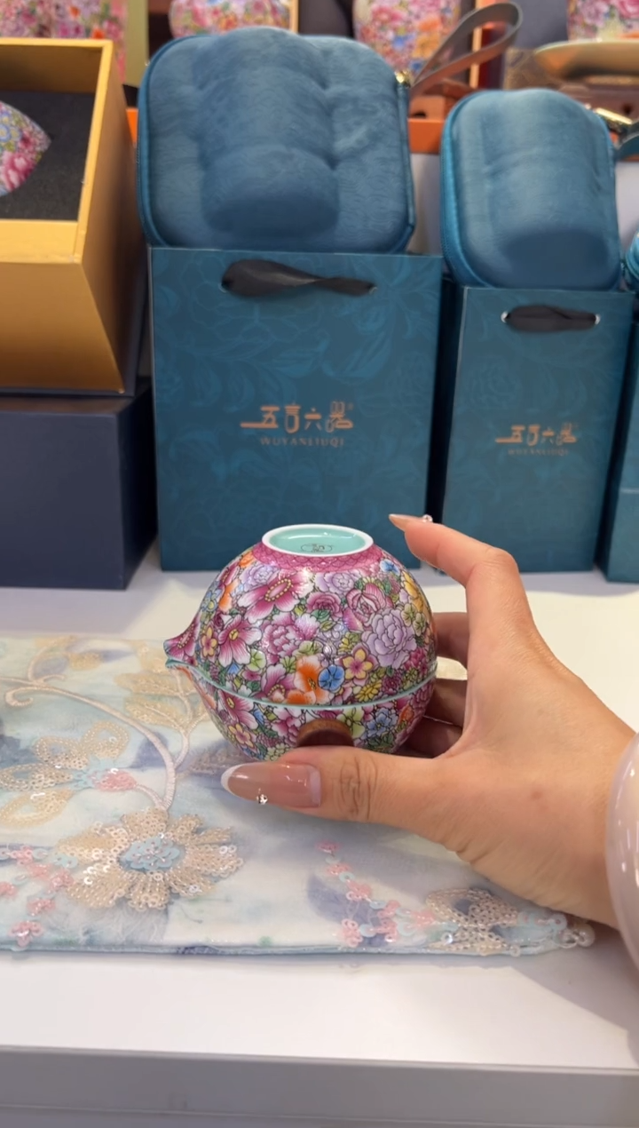 瓷片小乔闪购链接