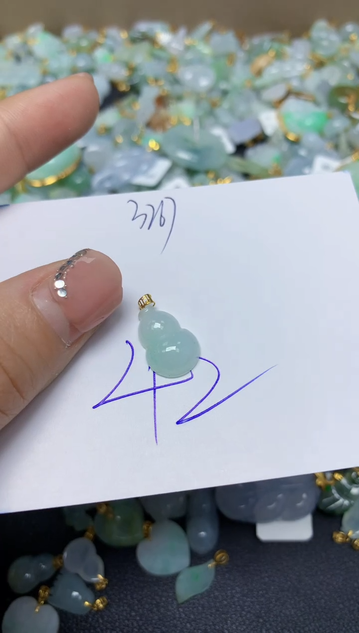 【闪购商品】翡翠挂件18K金镶嵌 天然翡翠A货