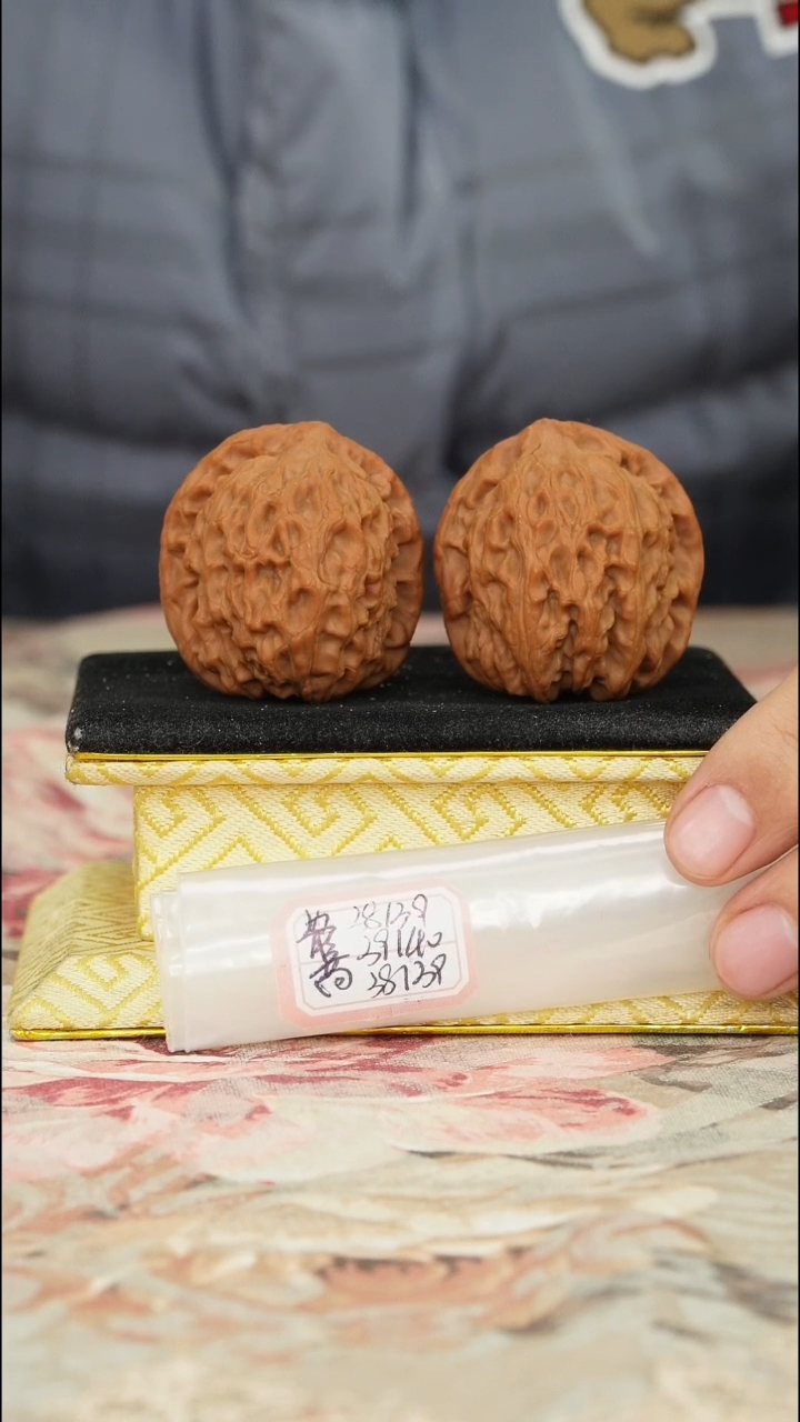 【闪购商品】文玩核桃把件非嫁接北京