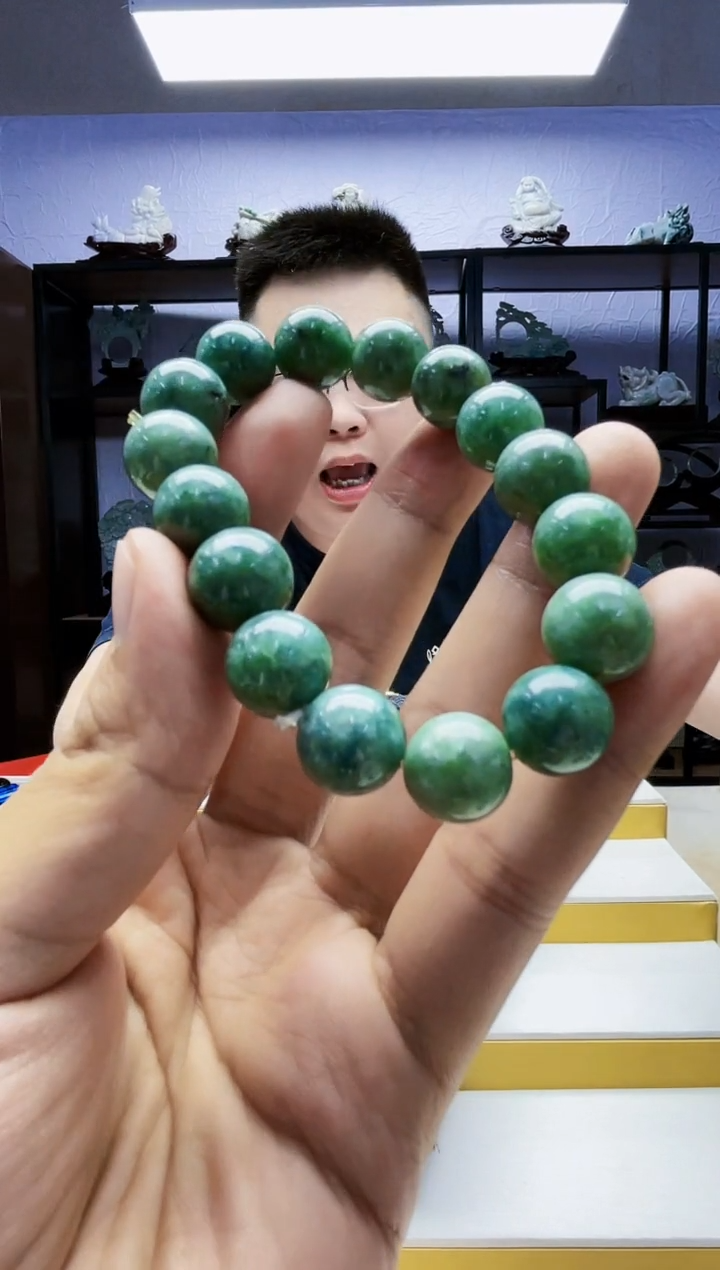 翡翠未镶嵌颈饰05100014多样性发其一