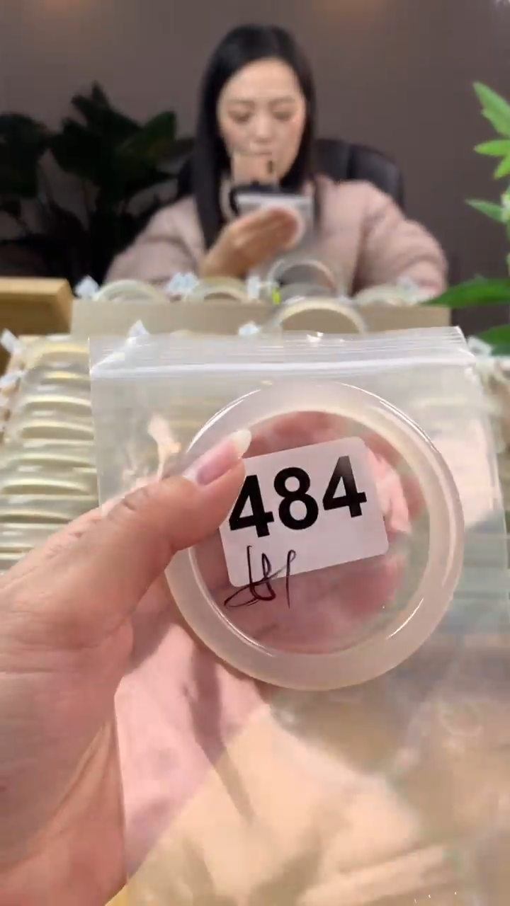 【闪购商品】玛瑙/玉髓手镯未镶嵌484