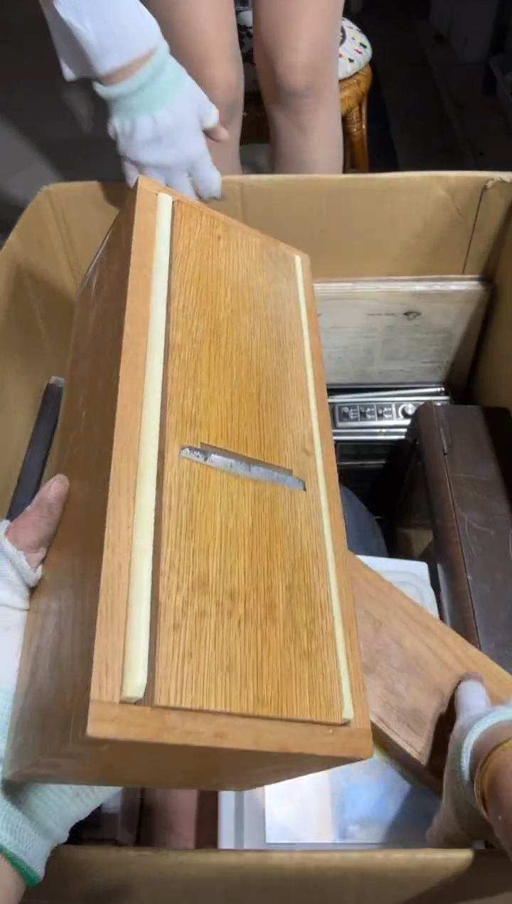 8新猴*? 936   中古商品，瑕疵品，不保好坏。