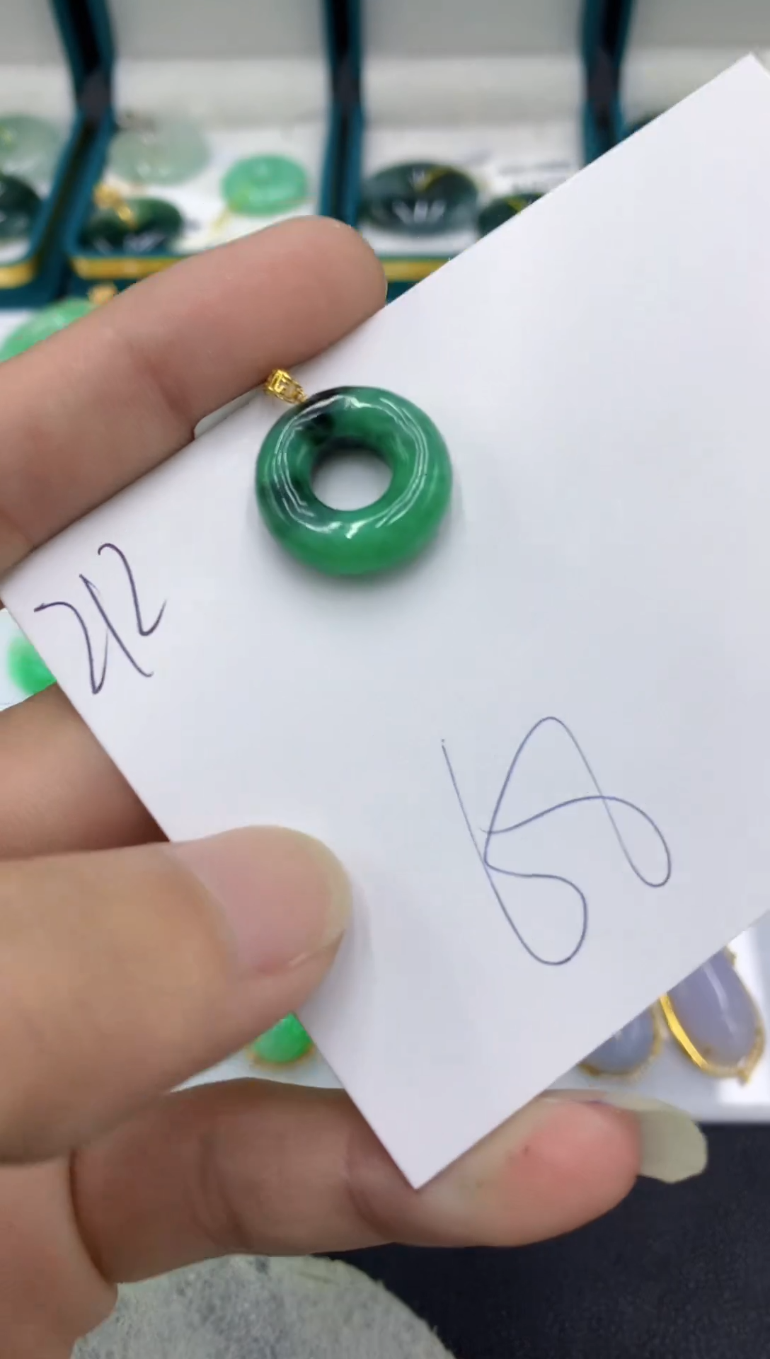 【闪购商品】翡翠颈饰18K金镶嵌翡翠