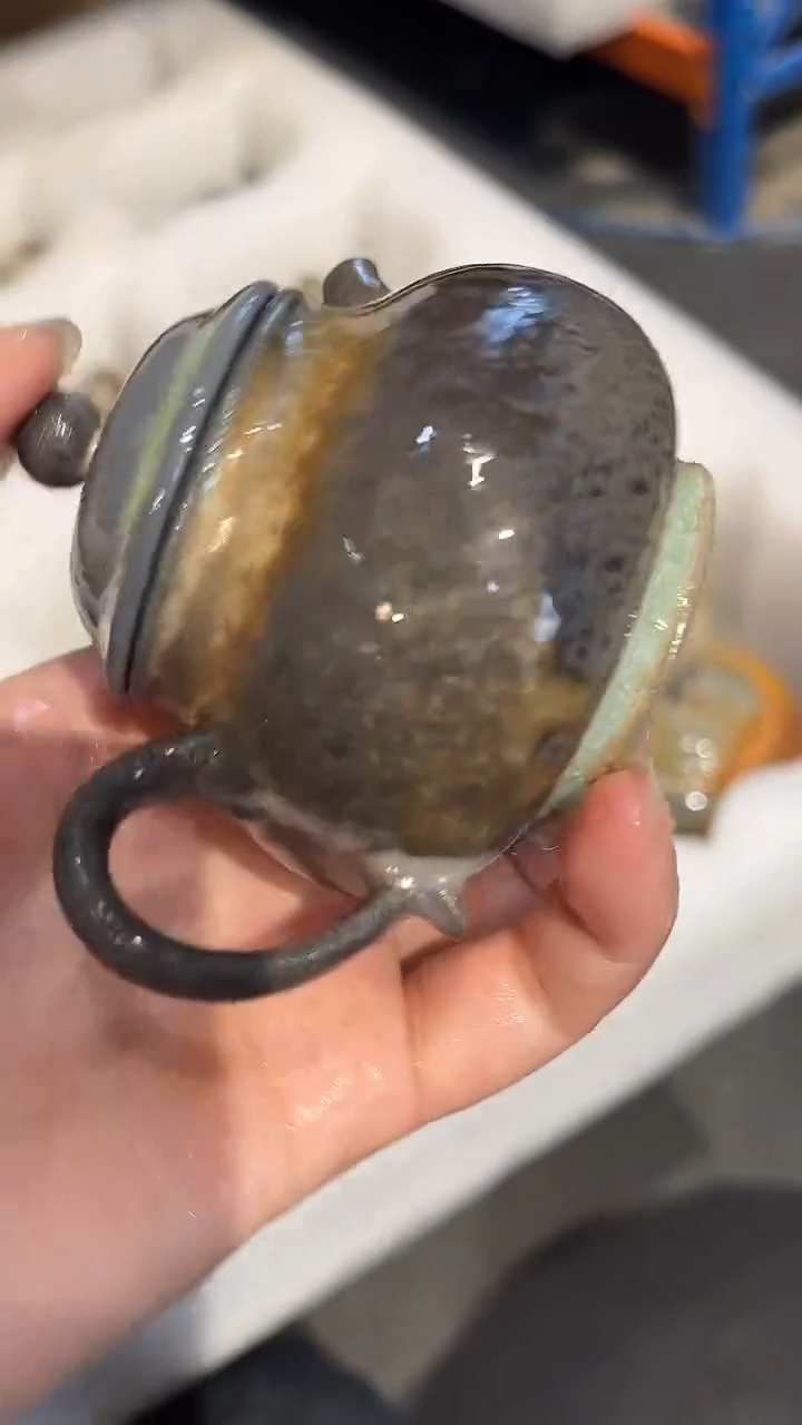 壶169号容量100-120ML中白泥