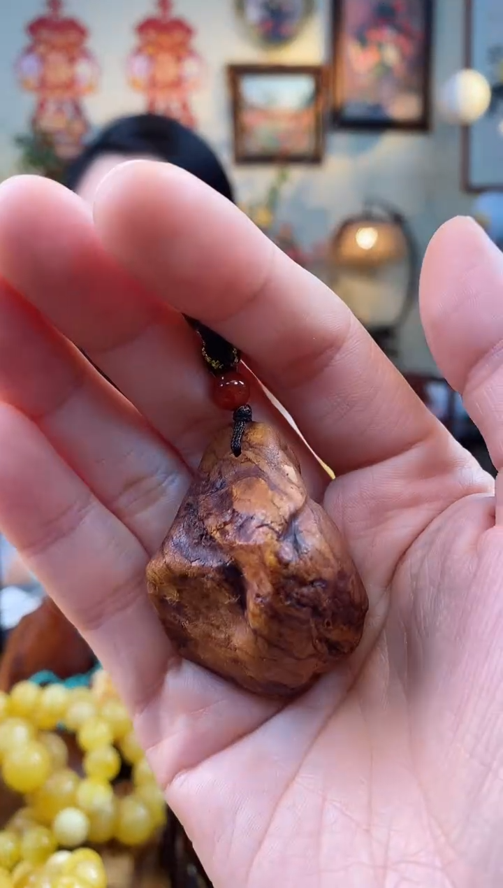 【闪购商品】琥珀颈饰未镶嵌吊坠