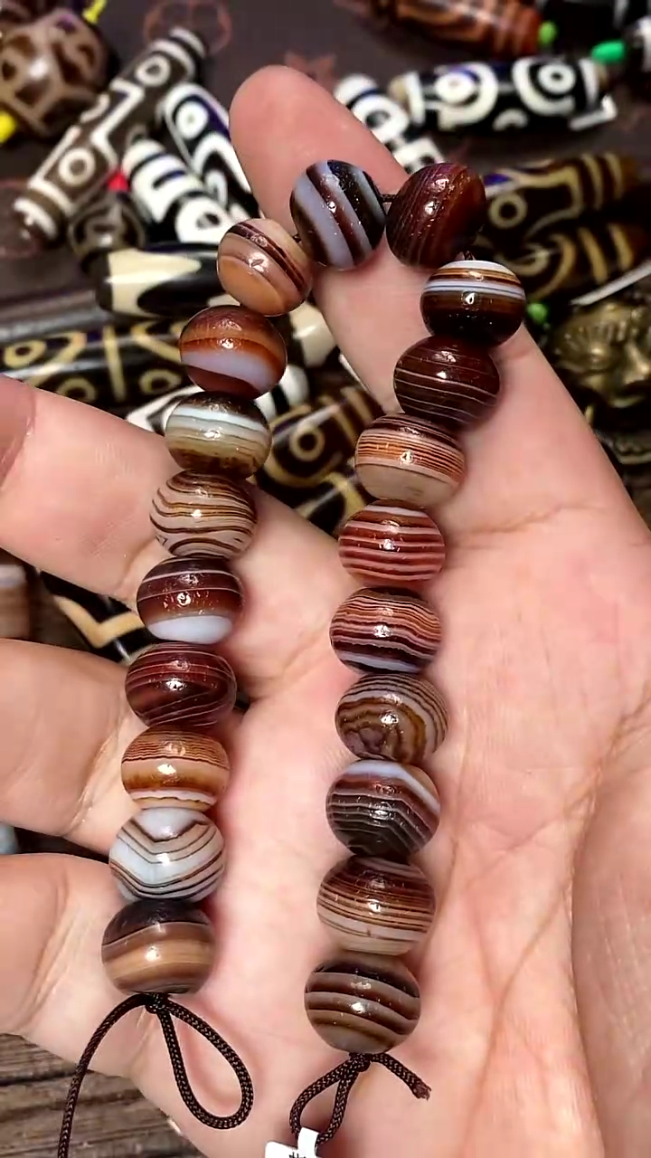 玛瑙/玉髓颈饰未镶嵌财**到75