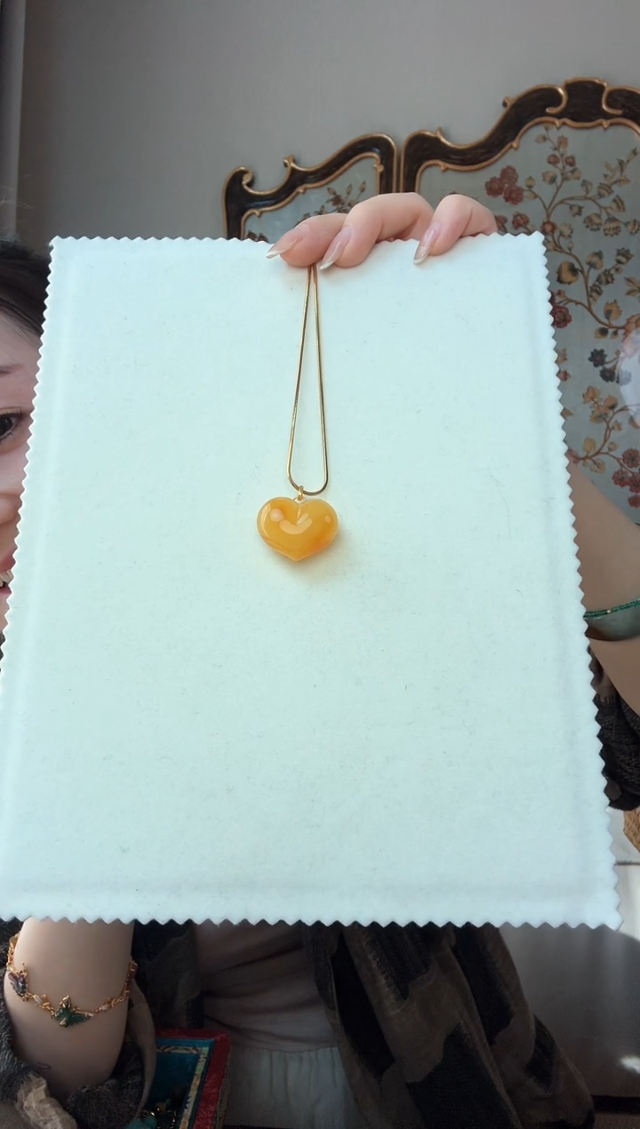 【闪购商品】蜜蜡颈饰未镶嵌蜜蜡爱心吊坠