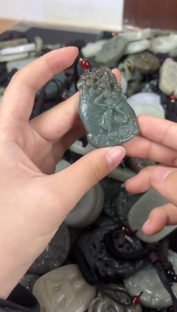 【闪购商品】和田玉颈饰未镶嵌1