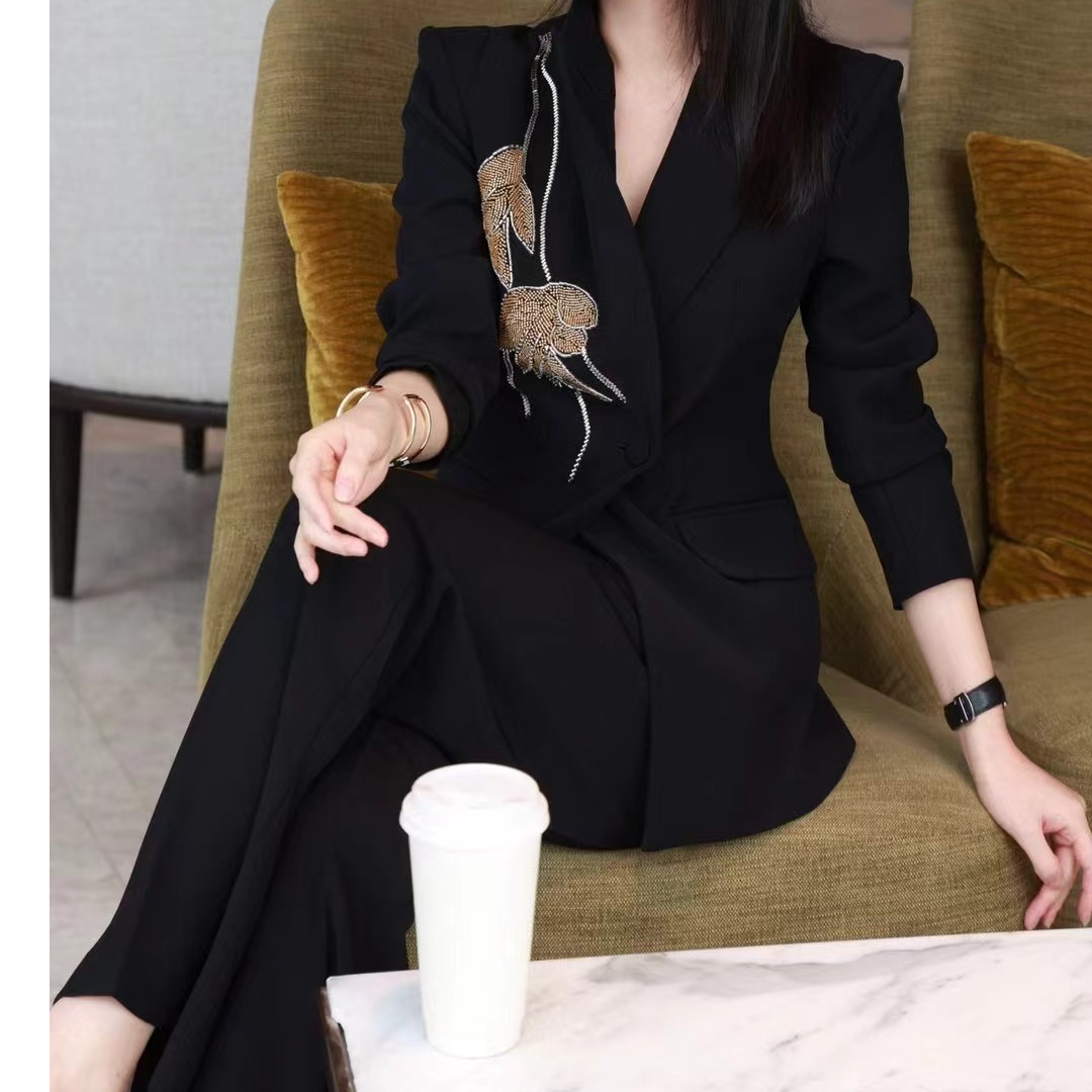 LG高定~名媛轻奢手工订珠绣花洋气时尚气质显瘦黑色西装套装
