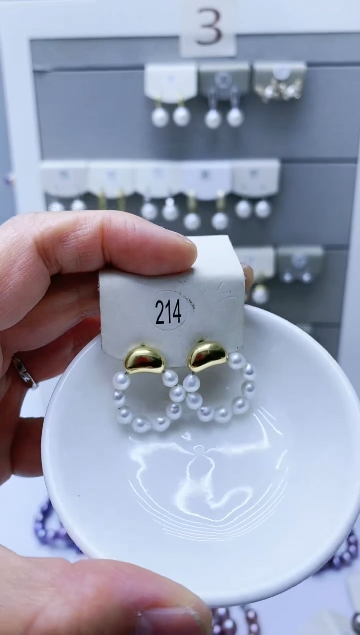 【闪购商品】淡水珍珠耳饰银S925镶嵌214