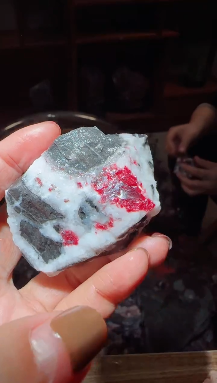 天然辰砂朱砂毛料2