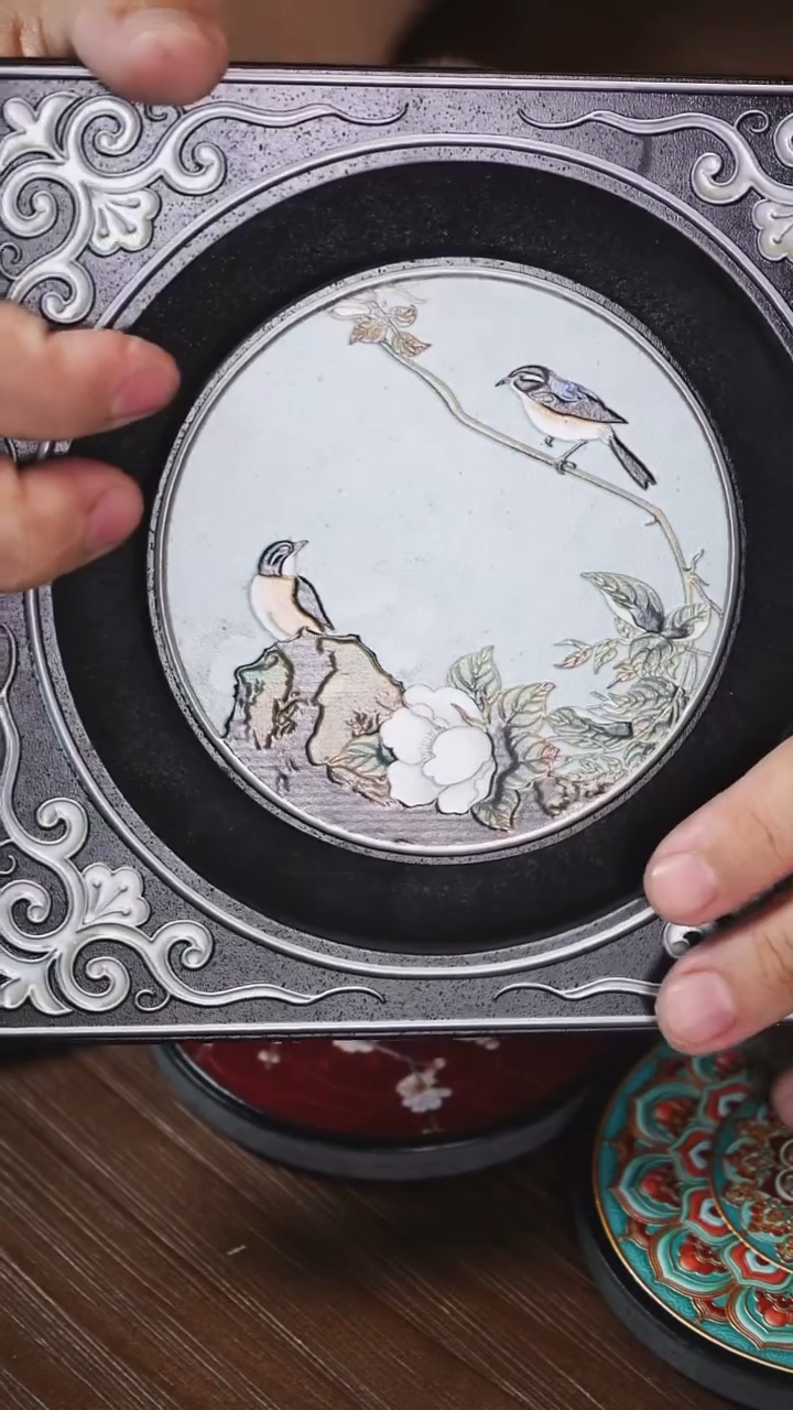 壹藏贰宝青色花鸟壶承