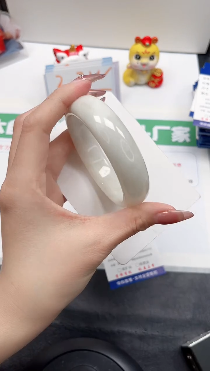 【闪购商品】和田玉手镯未镶嵌351-60.4