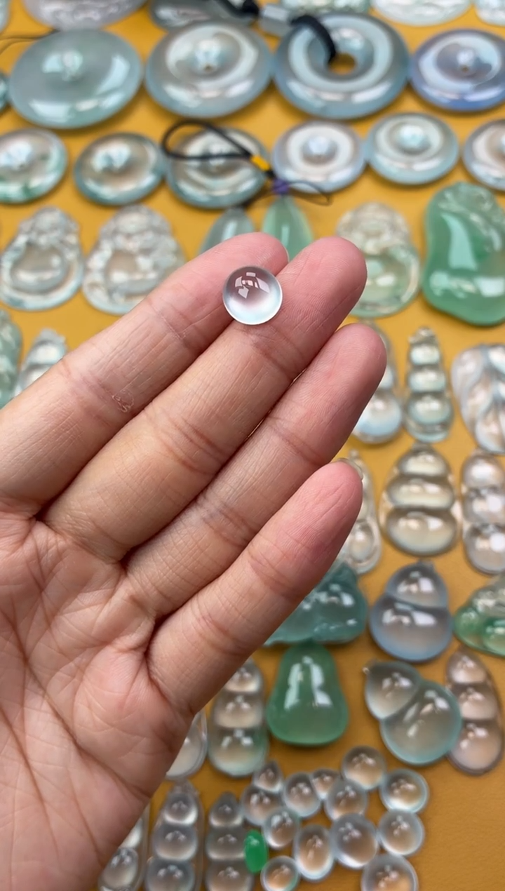 吊坠(不含链)未镶嵌翡翠22 蛋面 10.8 10.4 5.3