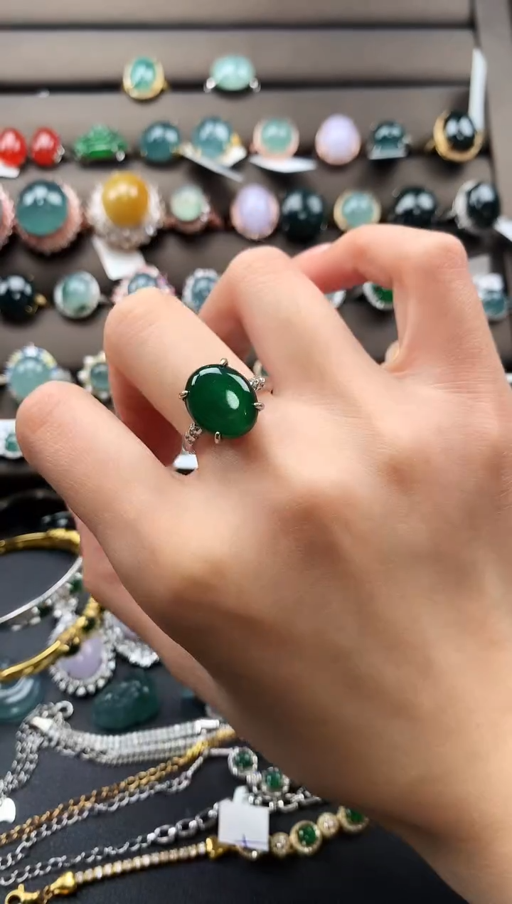 【闪购商品】翡翠戒指银S925镶嵌352362