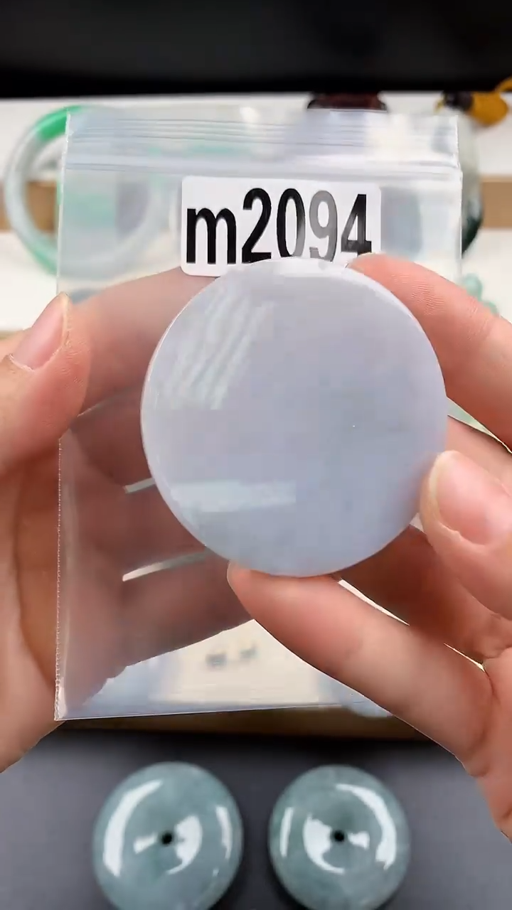 颈饰未镶嵌翡翠天然翡翠吊坠挂件