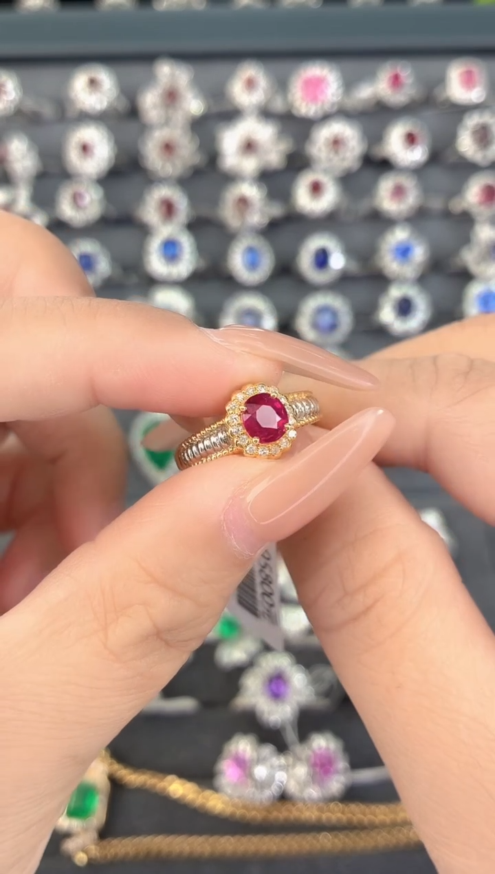 18K金镶嵌戒指红宝石-*无烧