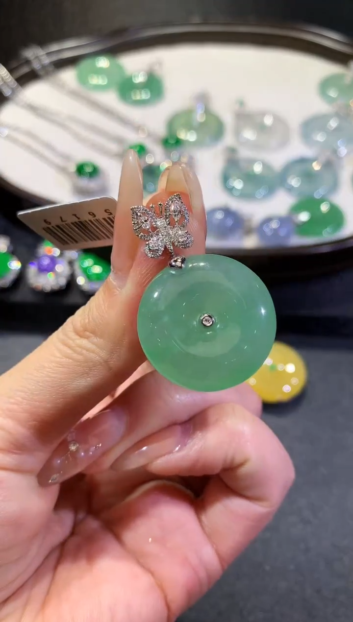 【闪购商品】翡翠吊坠(不含链)18K金镶嵌69-扣子（多样性发货一件