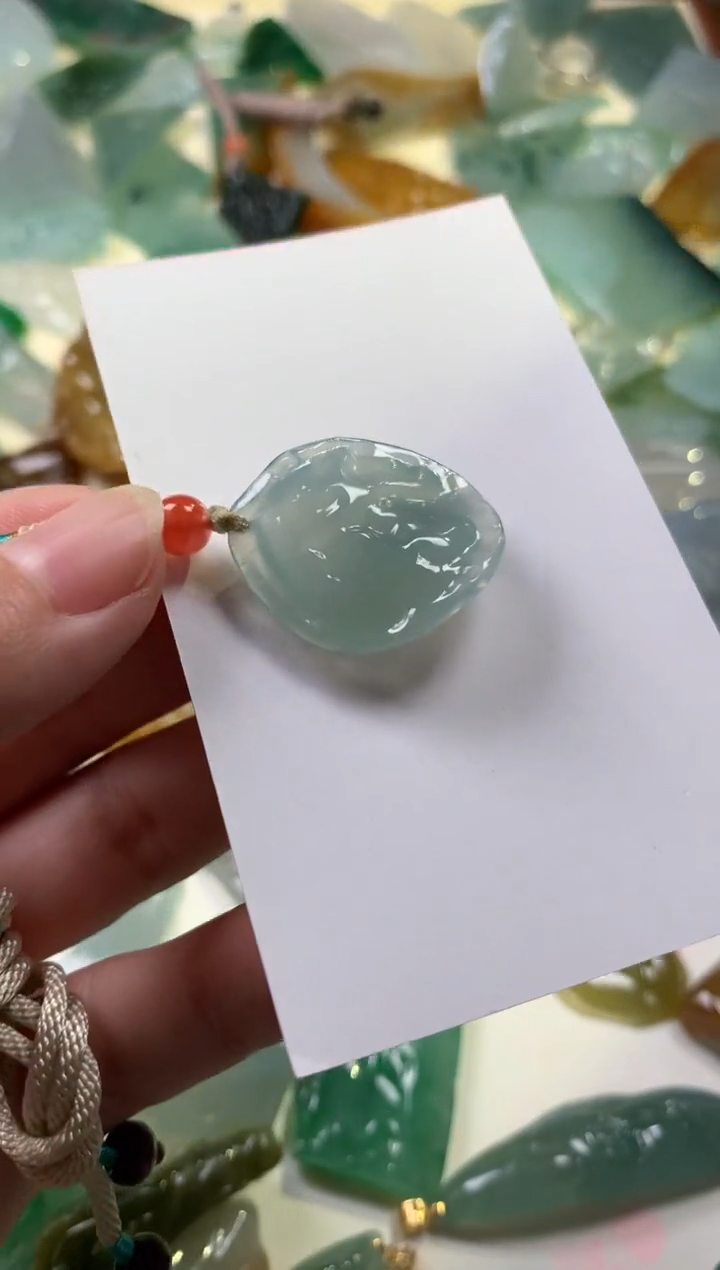 【闪购商品】翡翠颈饰未镶嵌吊坠