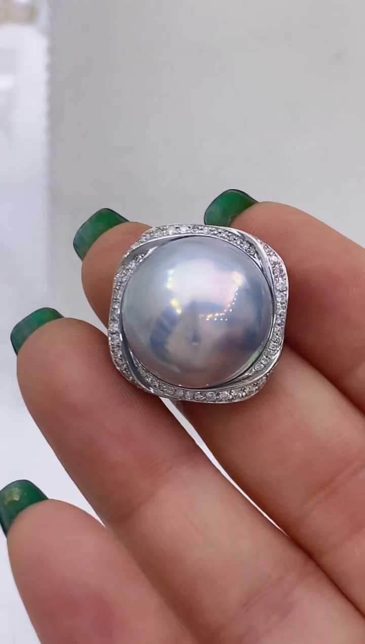 【闪购商品】拼合珍珠（马贝珠）吊坠铂Pt950镶嵌267 18-19mm