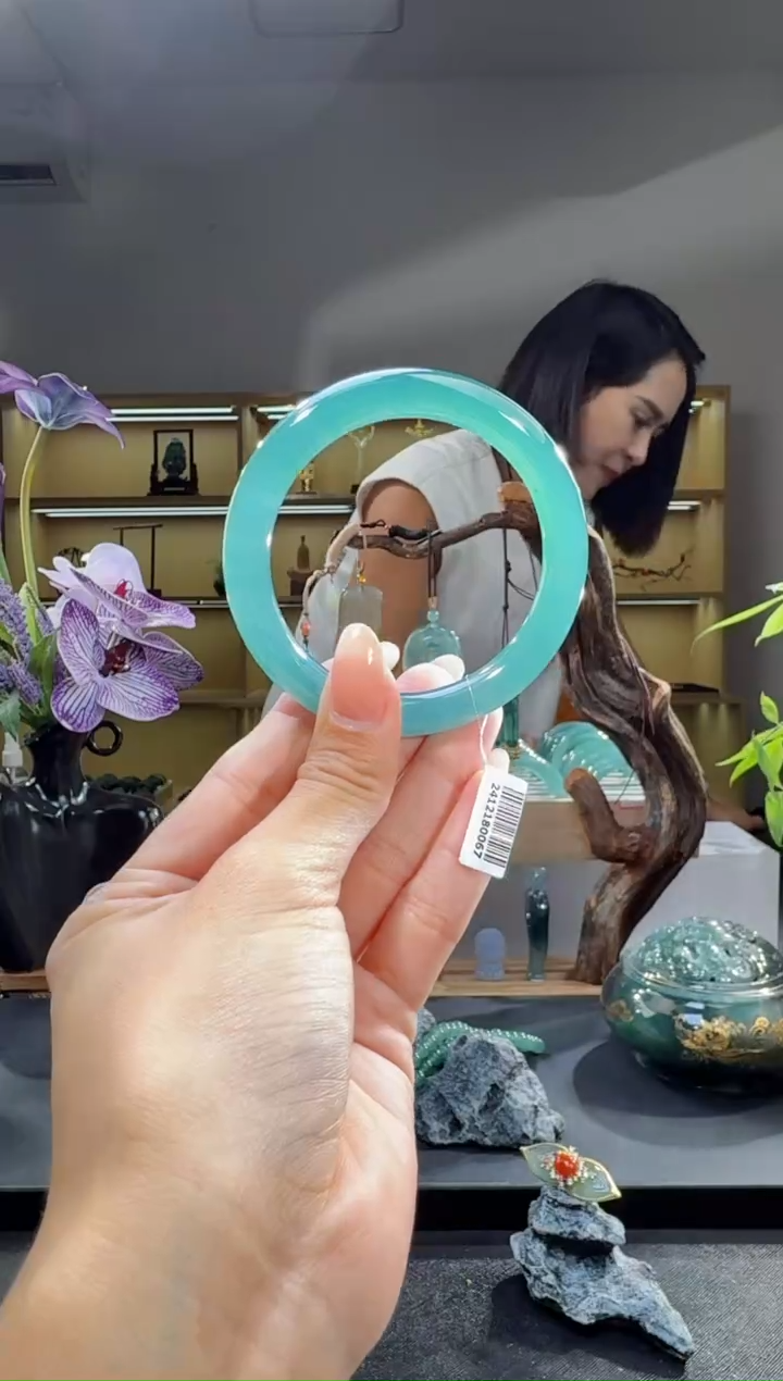 未镶嵌手镯翡翠55圈