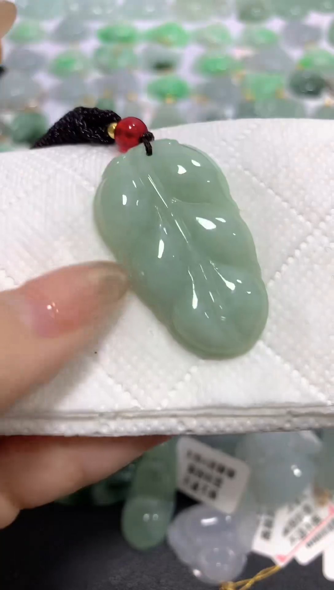 颈饰未镶嵌翡翠A货