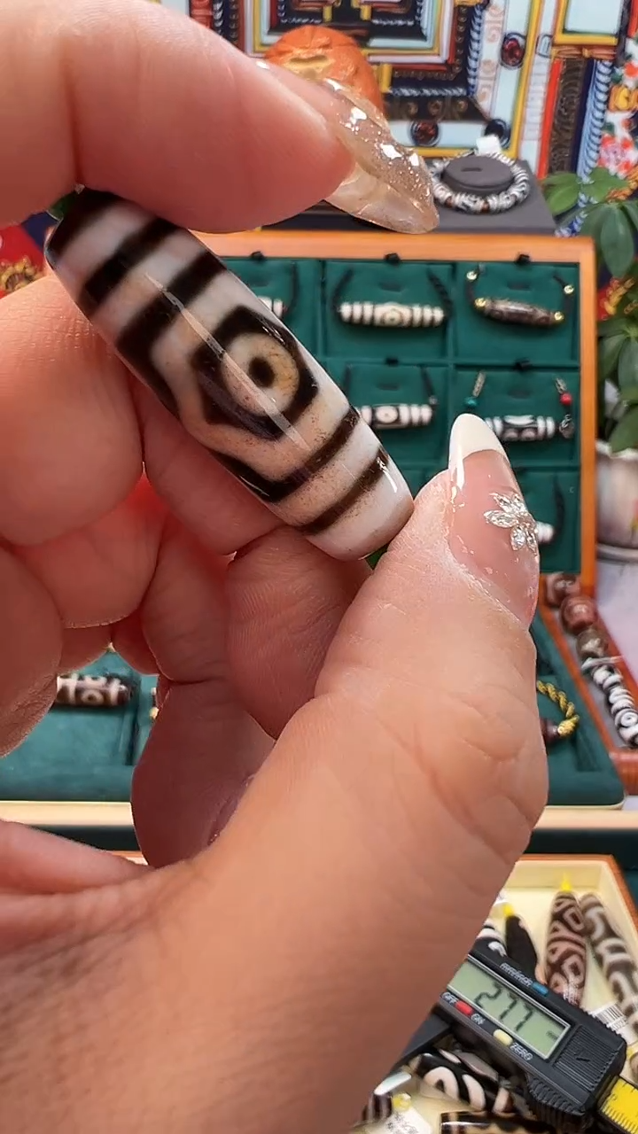 玛瑙/玉髓（覆膜）颈饰未镶嵌42.（微瑕）