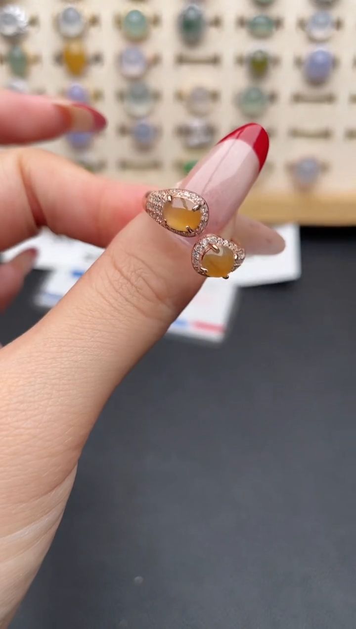 【闪购商品】翡翠戒指银S925镶嵌一物一证一礼盒