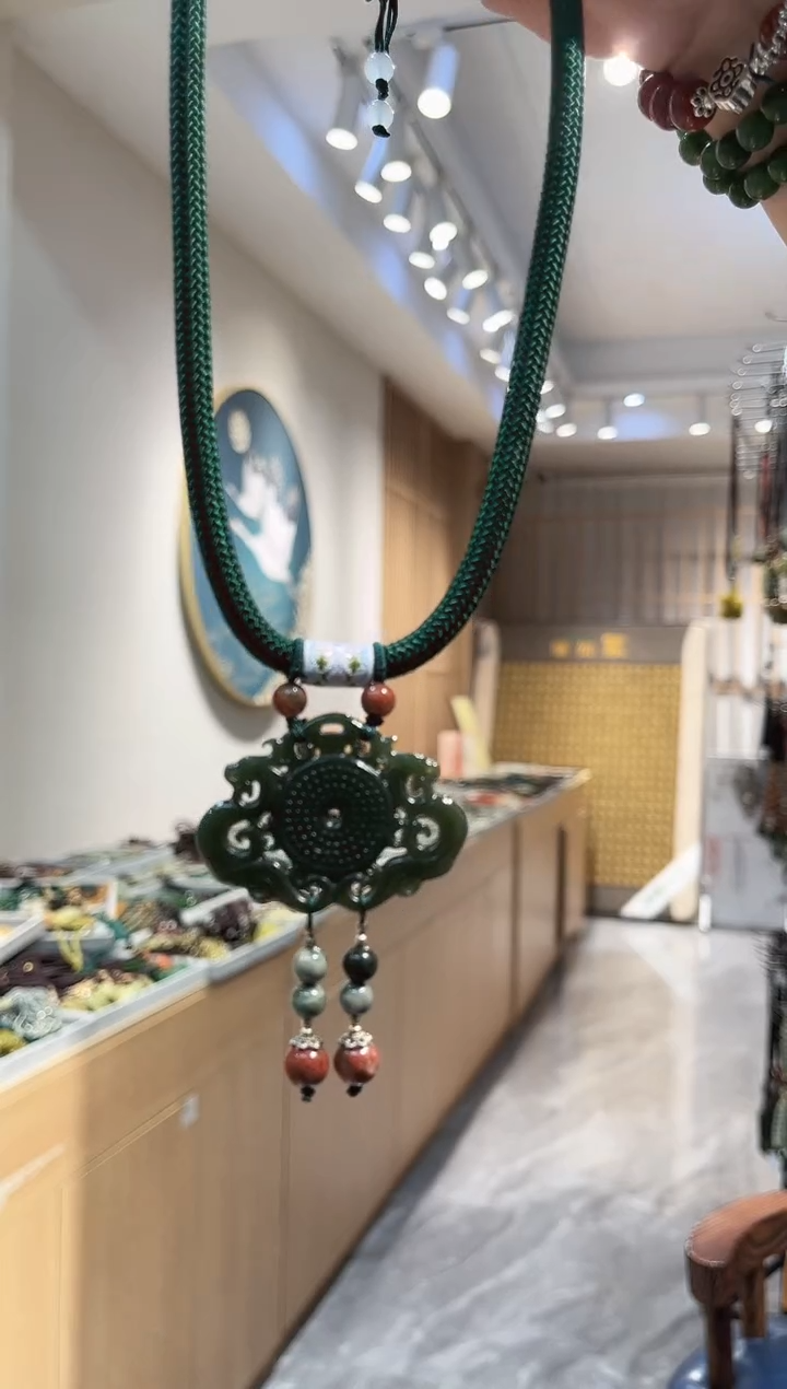 【闪购商品】和田玉颈饰未镶嵌吊坠