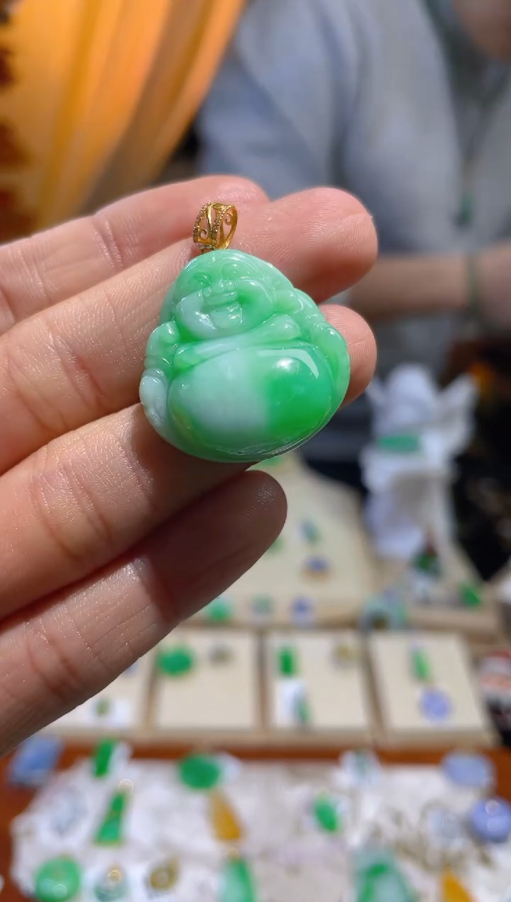 【闪购商品】翡翠颈饰18K金镶嵌假一赔三