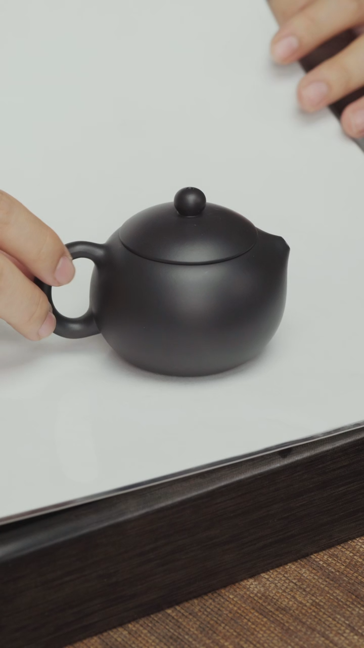 【闪购商品】紫砂茶壶紫泥-西施-约130cc