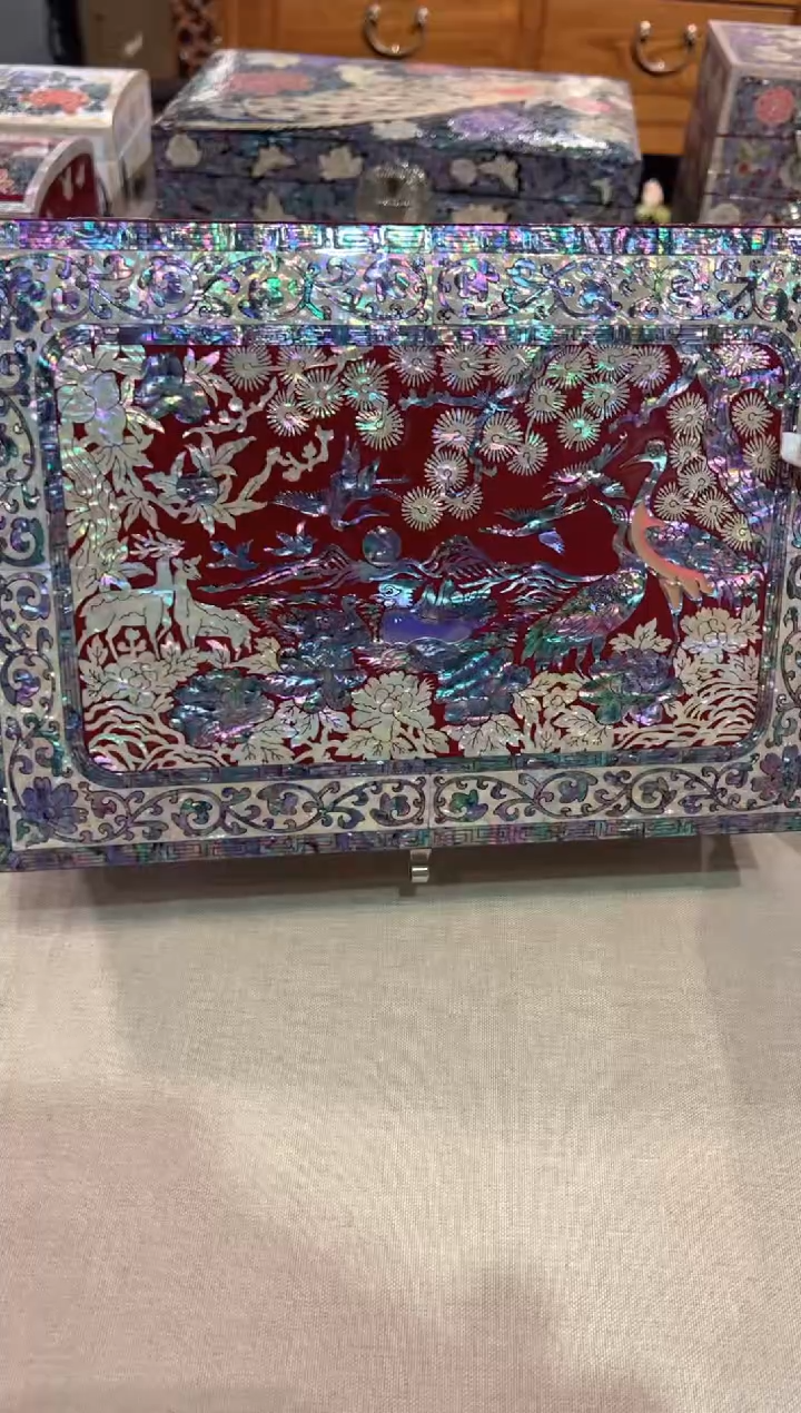 【闪购商品】鱼锁绒布底·弘贝雅螺钿漆器文化馆