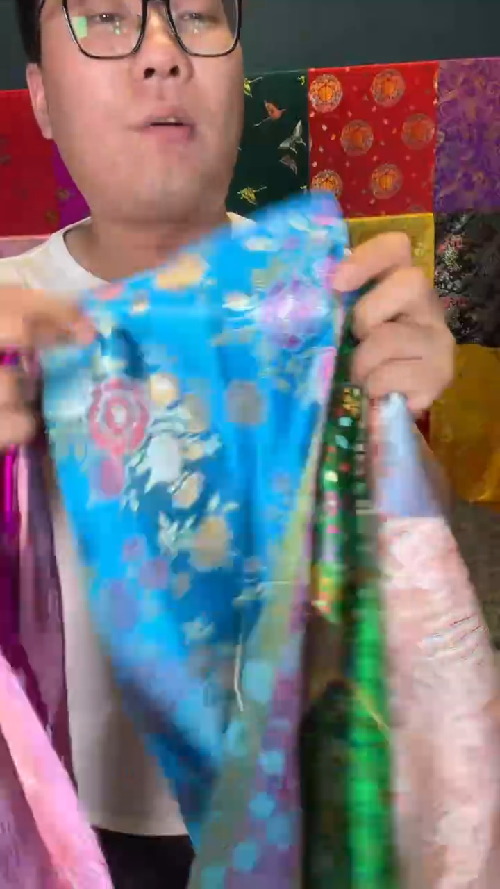 4块碎布头4号布头