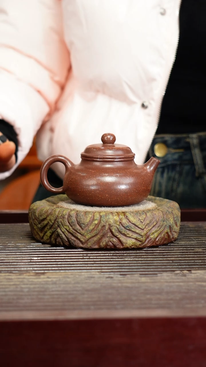 宜兴原矿紫砂壶茶壶宜兴原矿紫砂壶茶壶150C
