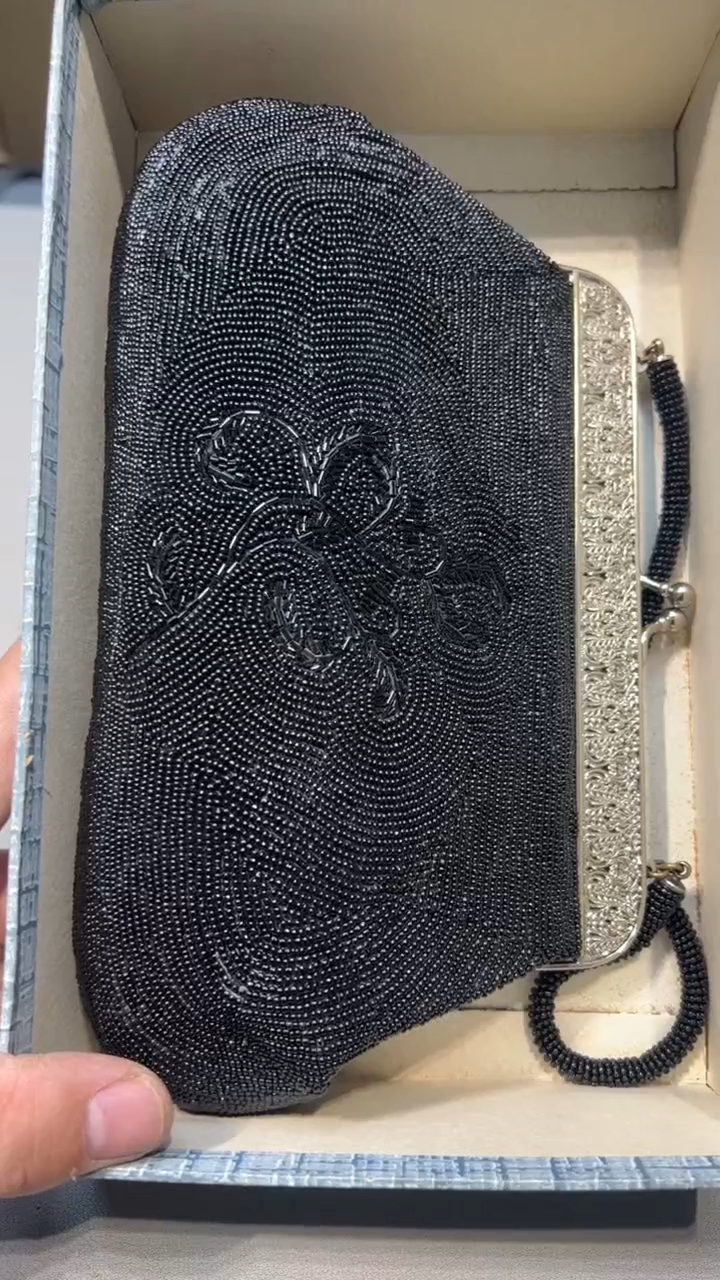 手工艺品琉璃小**1770286840060625