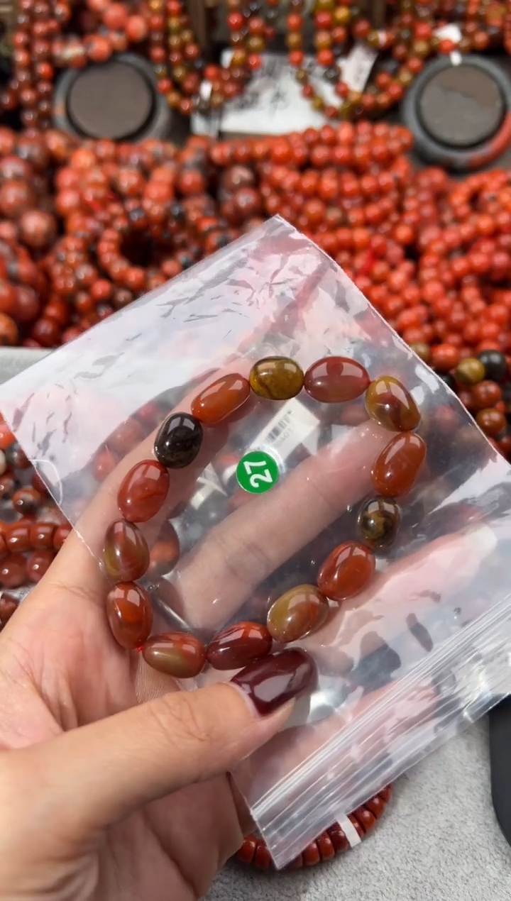 未镶嵌手串南红玛瑙1