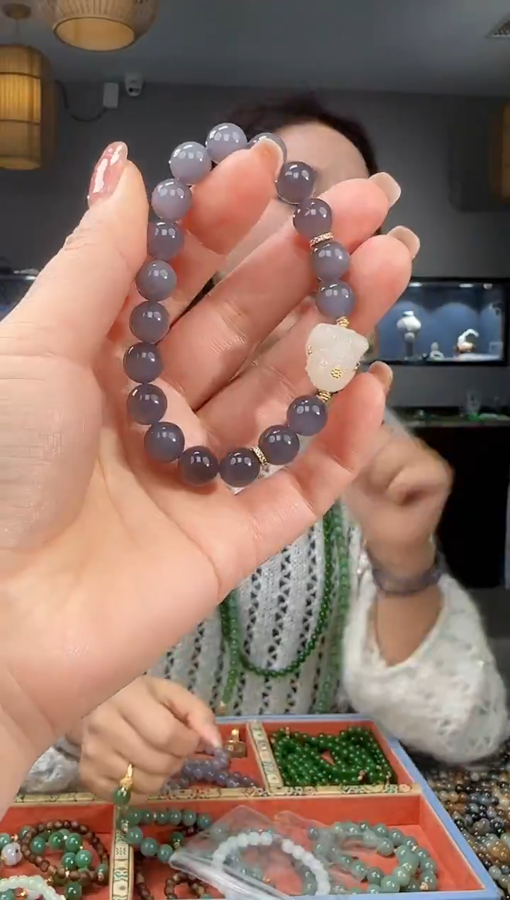 未镶嵌手链和田玉1