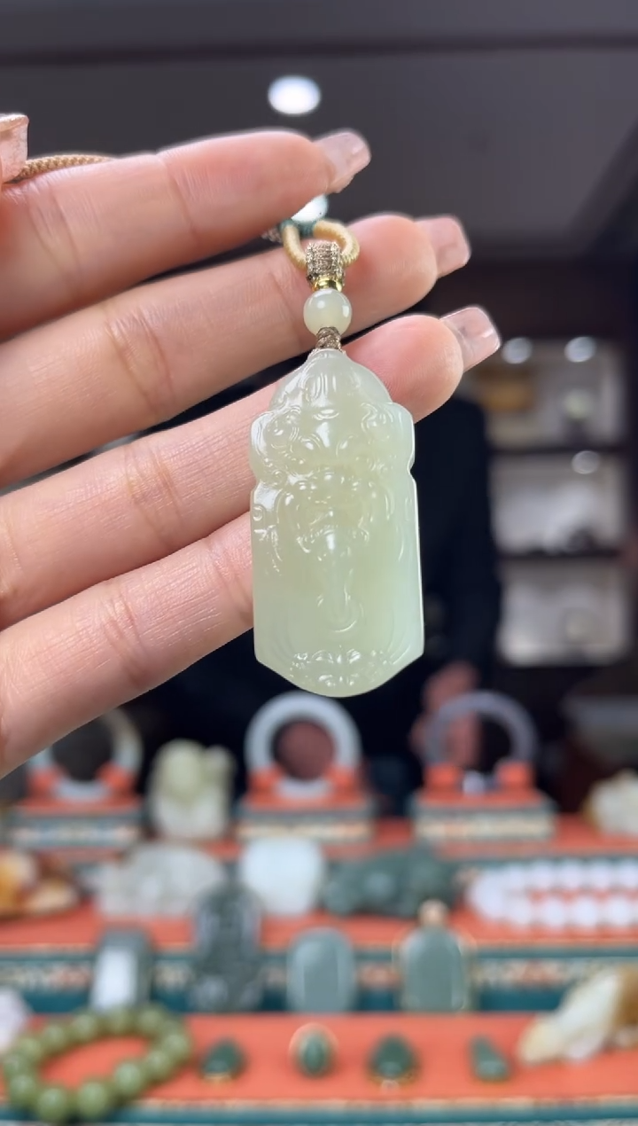 【闪购商品】和田玉颈饰未镶嵌佩佩