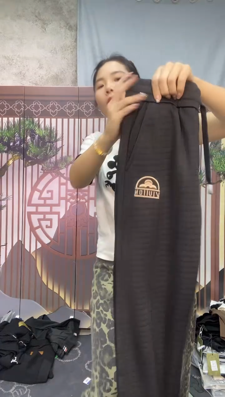 四季款休闲牛仔裤码30-31