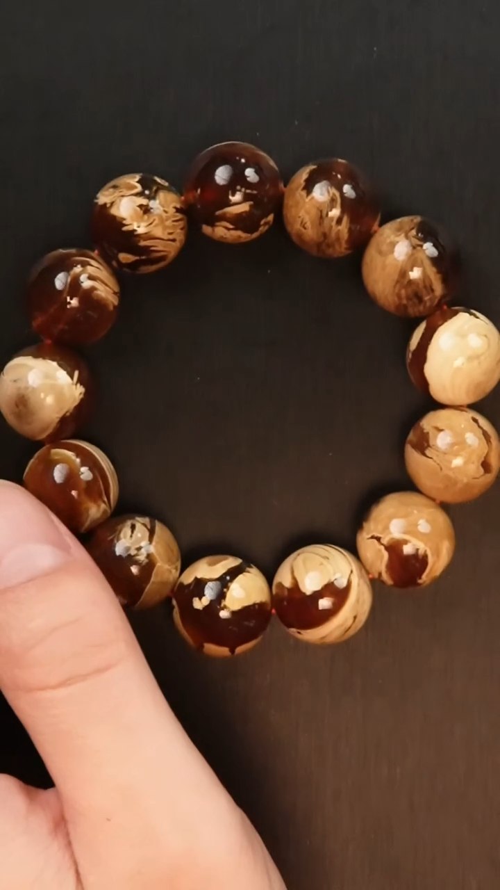 【闪购商品】琥珀手链未镶嵌溶洞多样性发其一