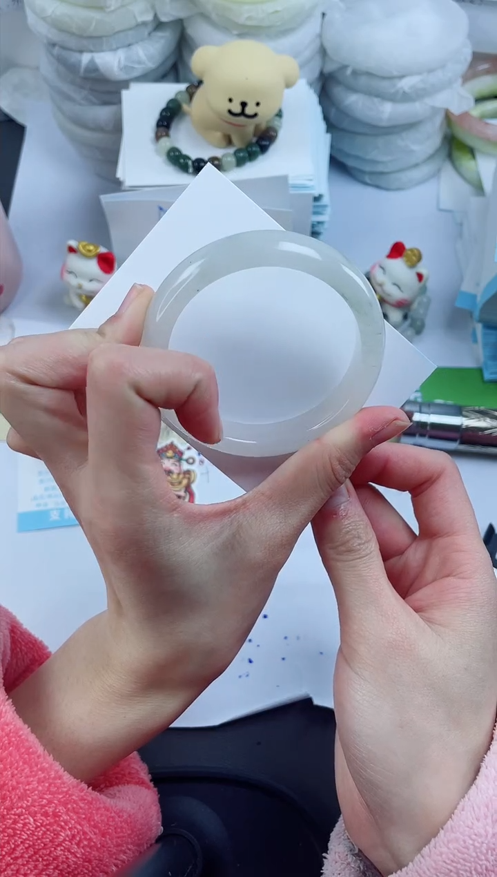 【闪购商品】石英质玉手镯未镶嵌679-54.8