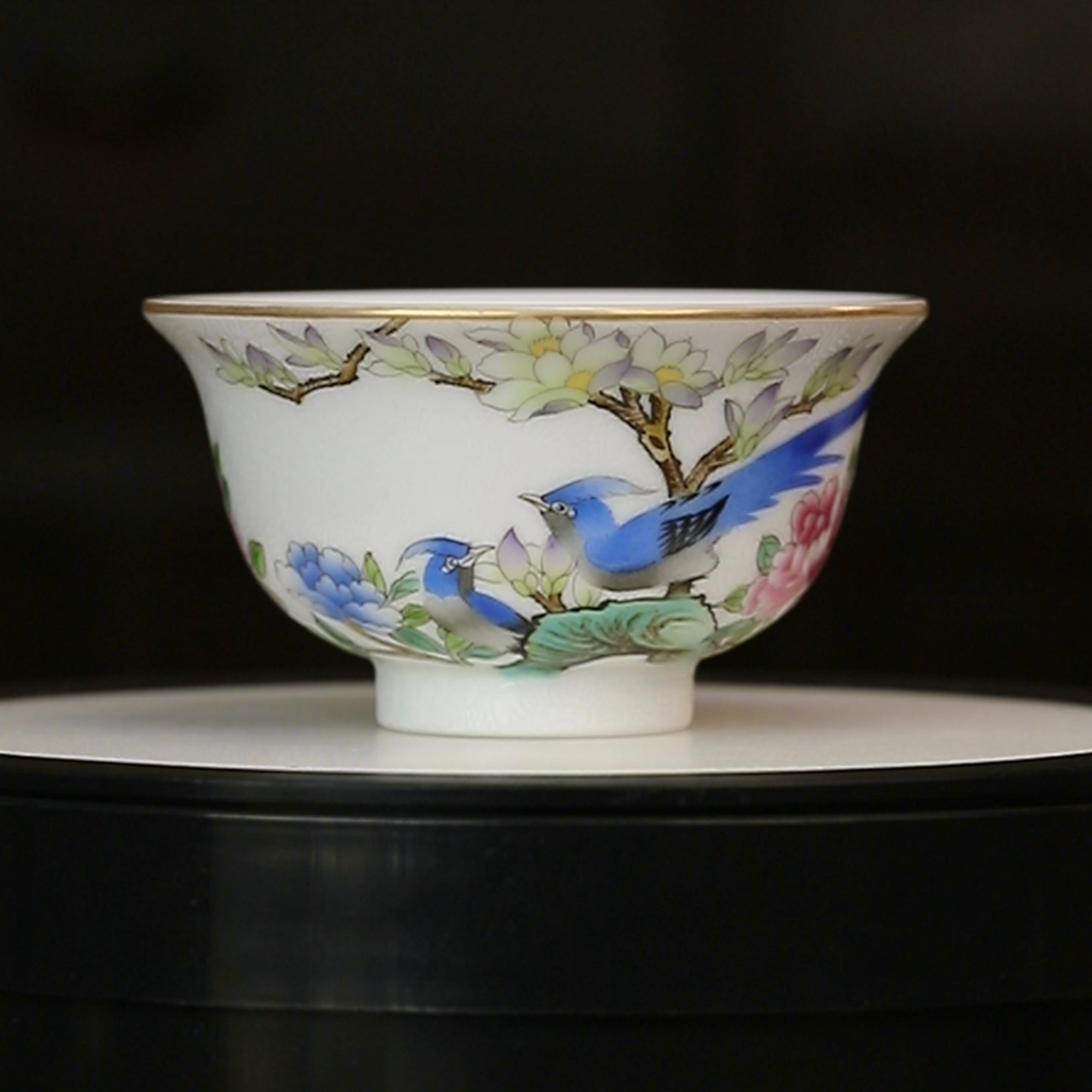 12.24/p10858/李祖强/描金扒花白底花鸟压手杯