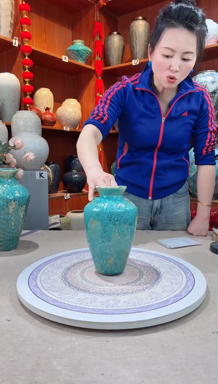 【闪购商品】瓶陶瓷花瓶 无花 手工彩陶中号