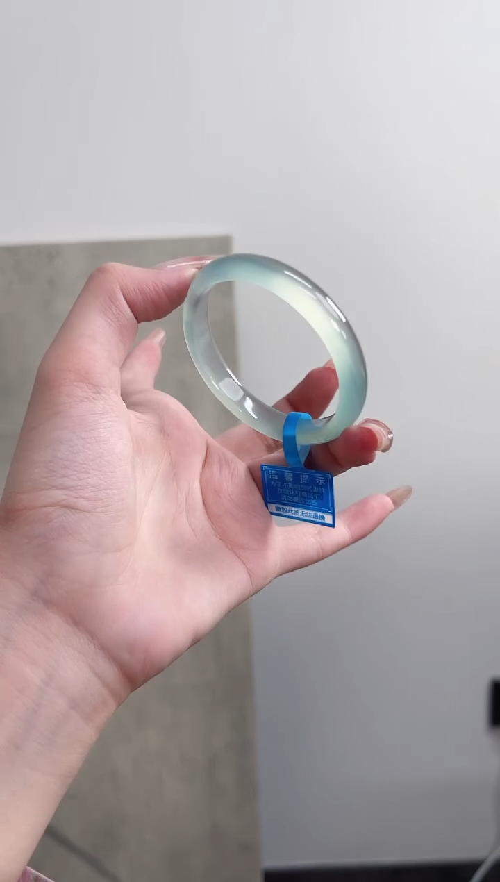 【闪购商品】玛瑙/玉髓手镯未镶嵌52圈