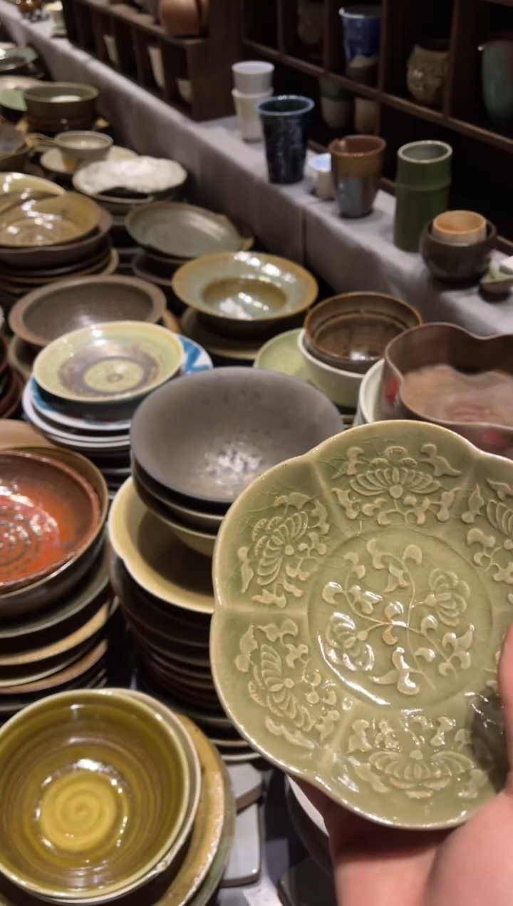 【闪购商品】瓷片368微瑕浮雕荷口小碟1只