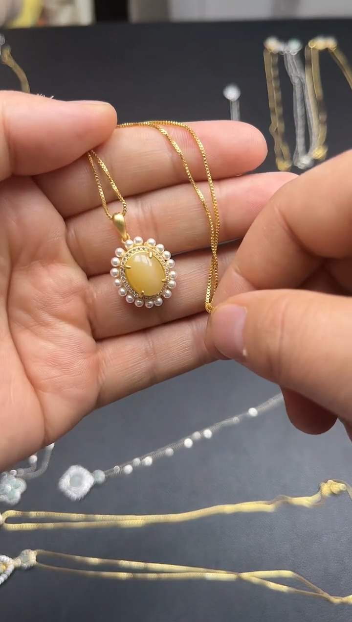 【闪购商品】翡翠颈饰未镶嵌吊坠