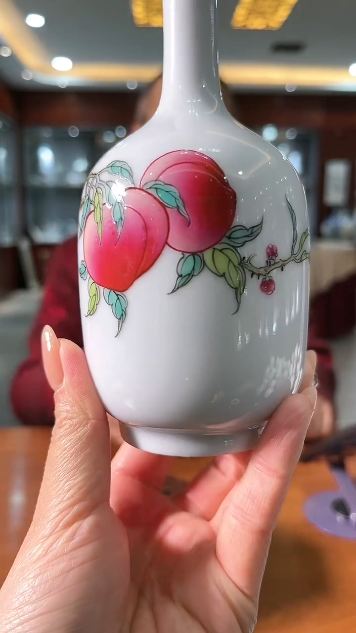 【闪购商品】官窑瓷画院276珐琅彩研究院桃子赏瓶